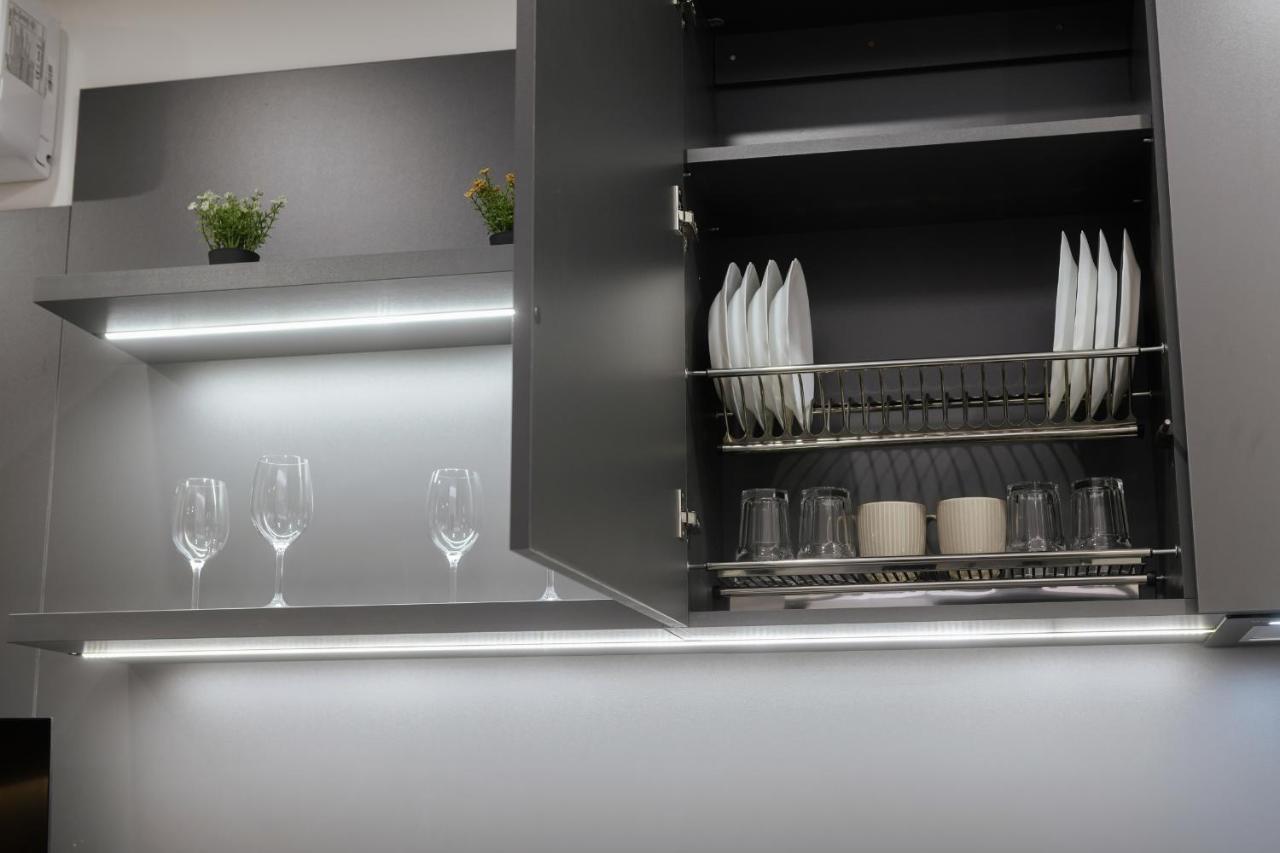 Luxury Apartments Smart House Ужгород Екстер'єр фото