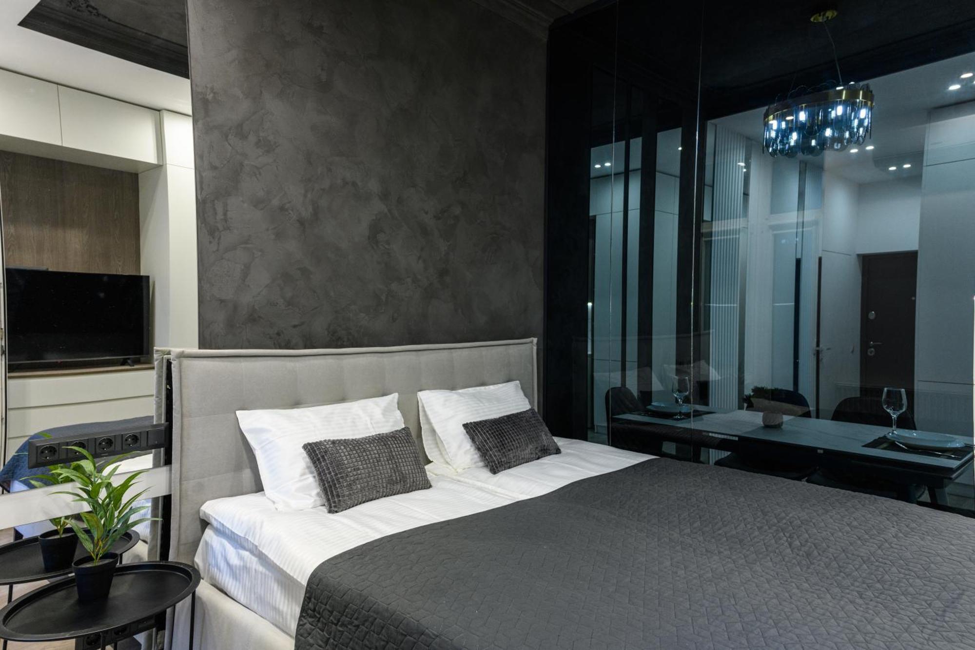 Luxury Apartments Smart House Ужгород Екстер'єр фото